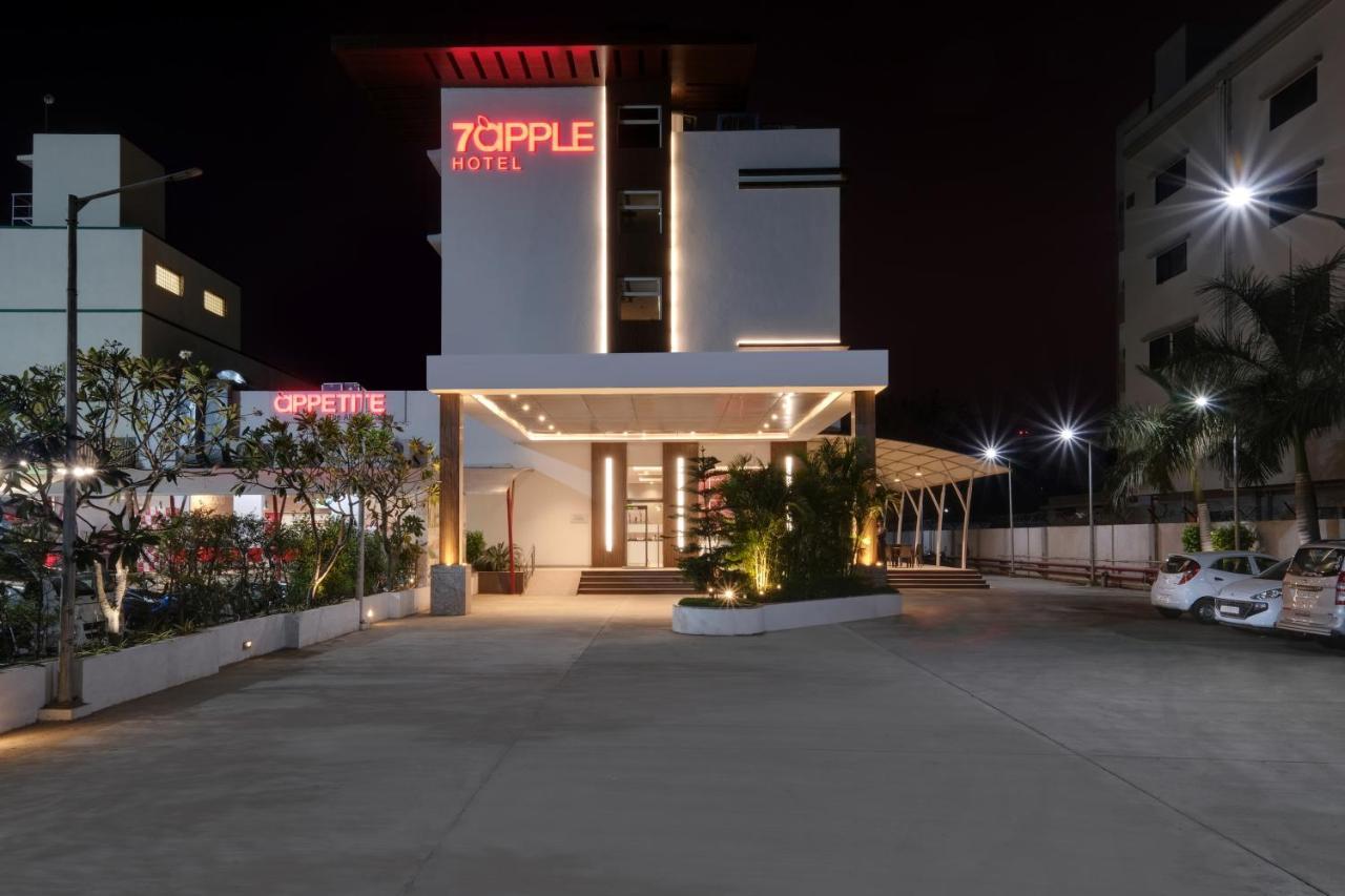 7 Apple Hotel Vadodara Buitenkant foto