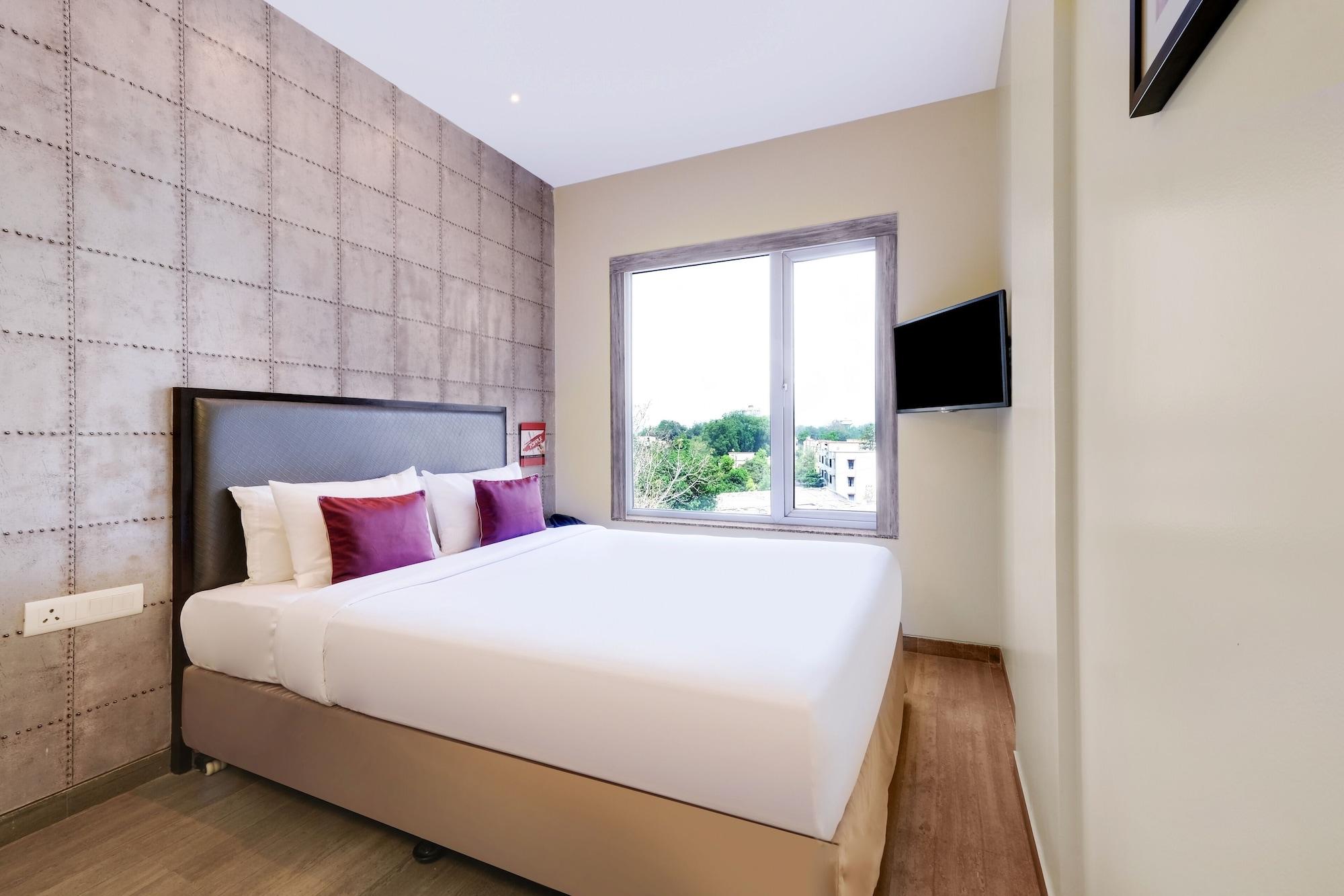 7 Apple Hotel Vadodara Buitenkant foto
