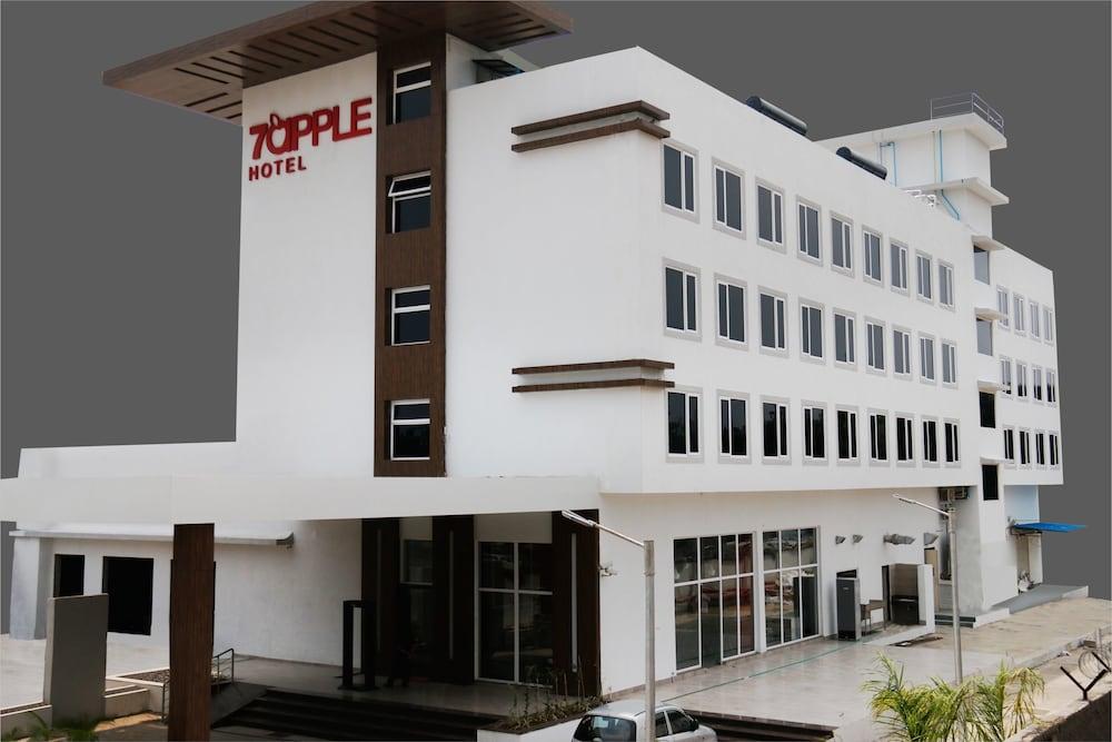 7 Apple Hotel Vadodara Buitenkant foto