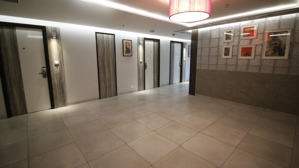 7 Apple Hotel Vadodara Buitenkant foto