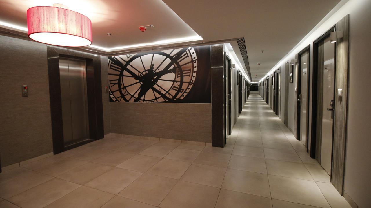 7 Apple Hotel Vadodara Buitenkant foto