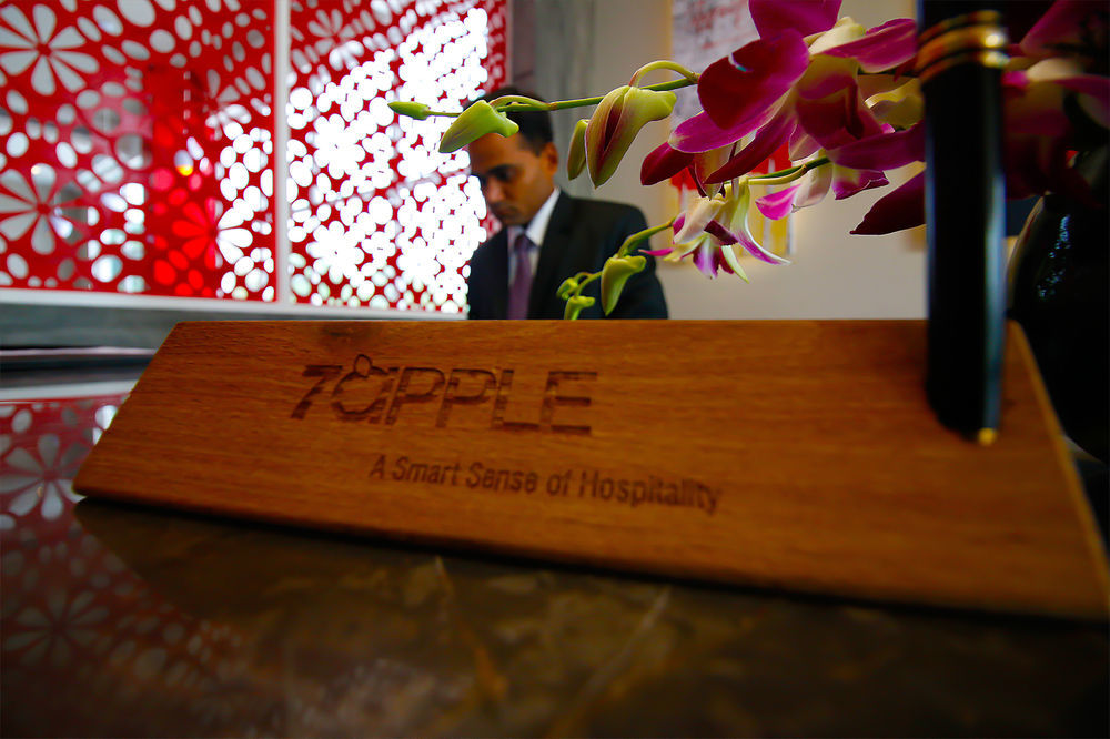 7 Apple Hotel Vadodara Buitenkant foto