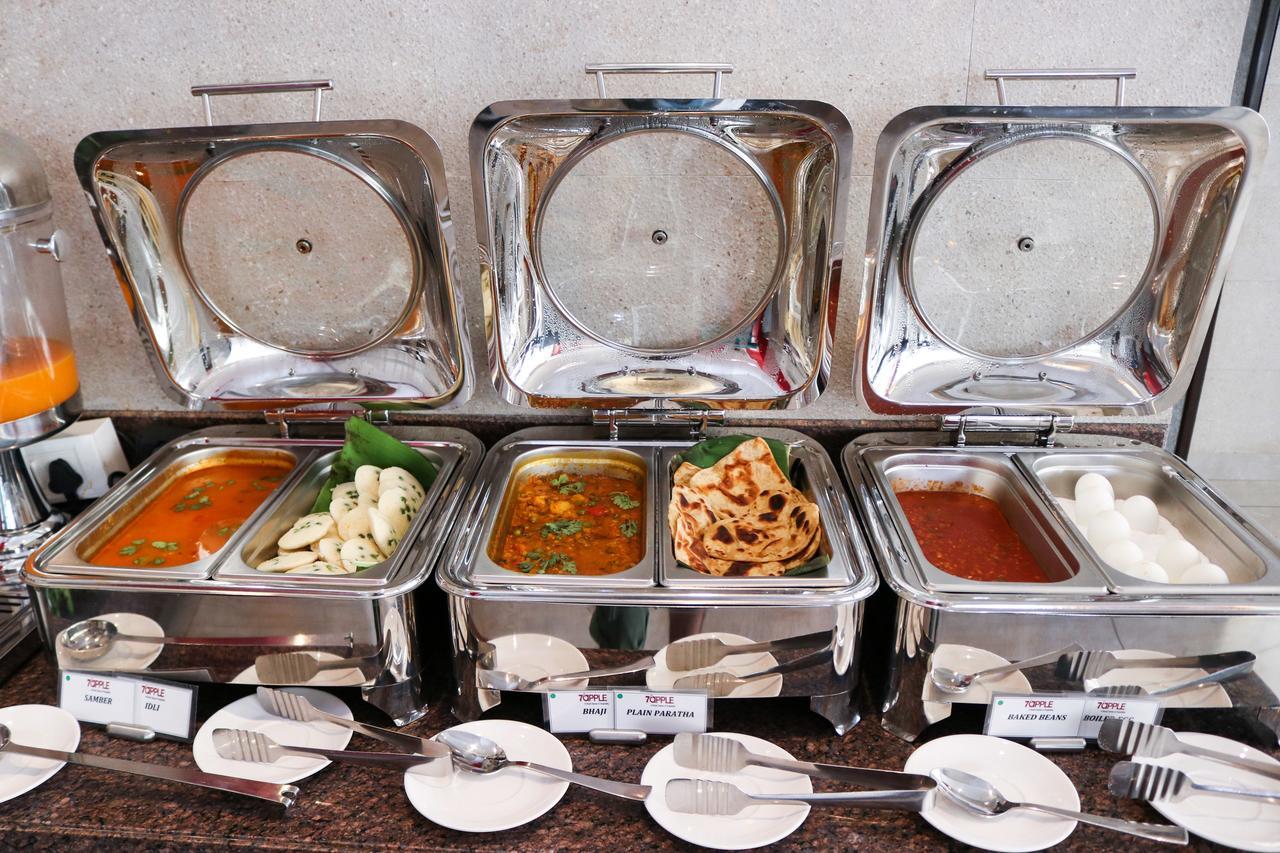 7 Apple Hotel Vadodara Buitenkant foto